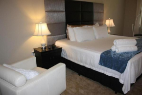 Entire private suite -private home stay